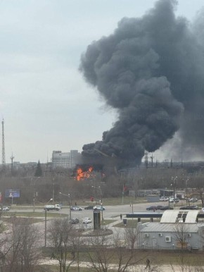 Пожар после сегодняшнего прилета в Запорожье