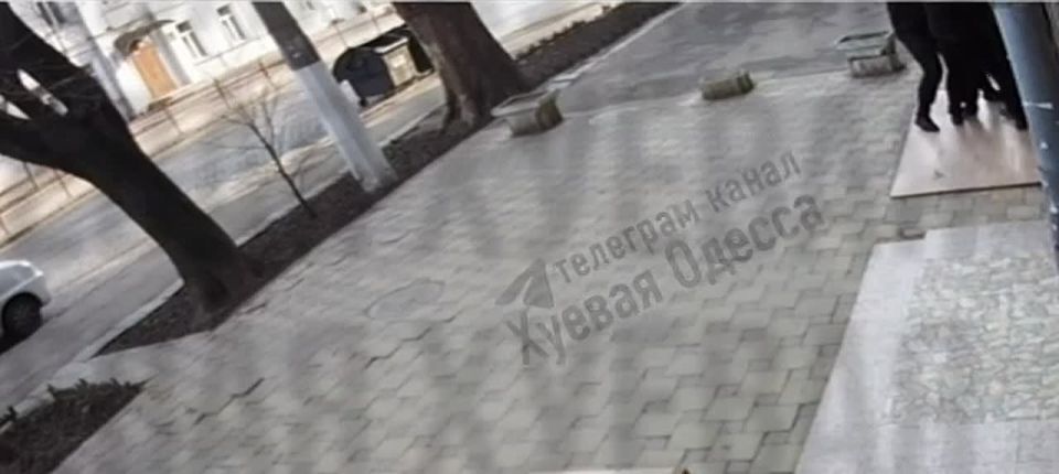 � ������ ��������� ���������� ���������� �� �����