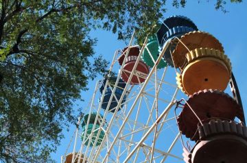 Типичные нарушения на аттракционах: какими правилами безопасности наиболее часто пренебрегают эксплуатанты?