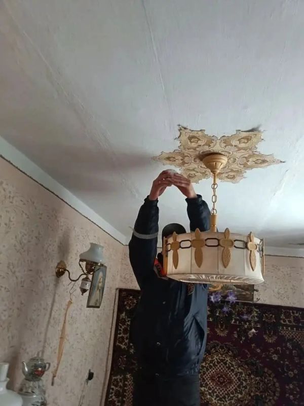 Пензенская бригада завершает монтаж пожарных извещателей в домах жителей Пологовского округа