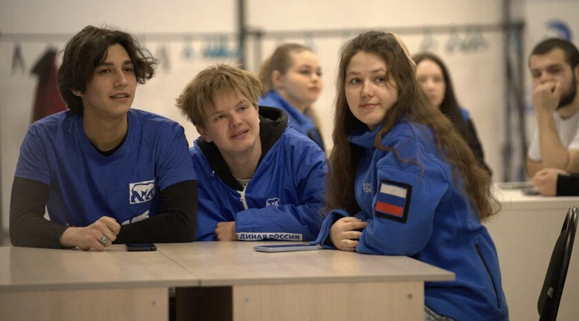 Молодежь из Запорожской области провела интеллектуальную патриотическую игру «1418»