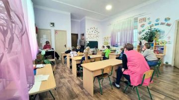 Сотрудники Администрации Михайловского округа напомнили детям о правилах безопасности