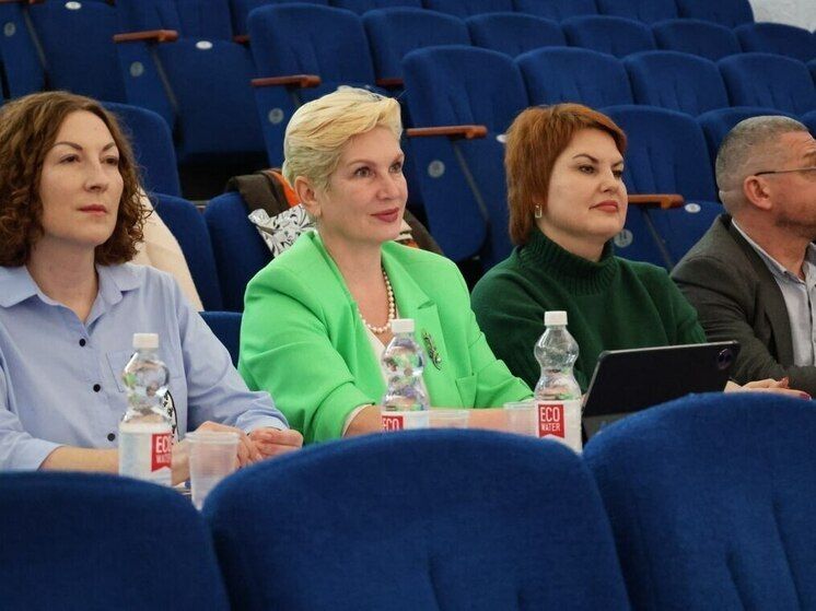 В Областном центре искусств и народного творчества в Мелитополе прошёл III межрегиональный театральный фестиваль-конкурс «Театральная карусель», приуроченный ко Всемирному дню театра