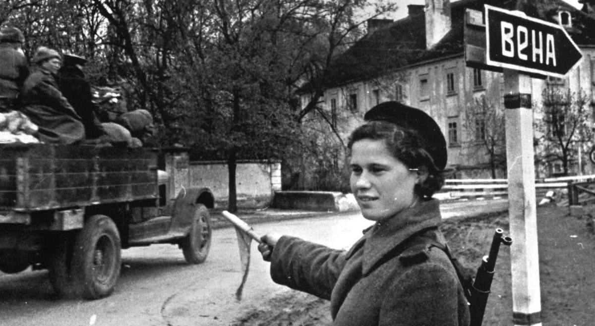 Анна Хорошун: 29 марта. 1945. Войска маршала Толбухина, преследуя противника, вступили в Австрию 1936, 90 лет назад