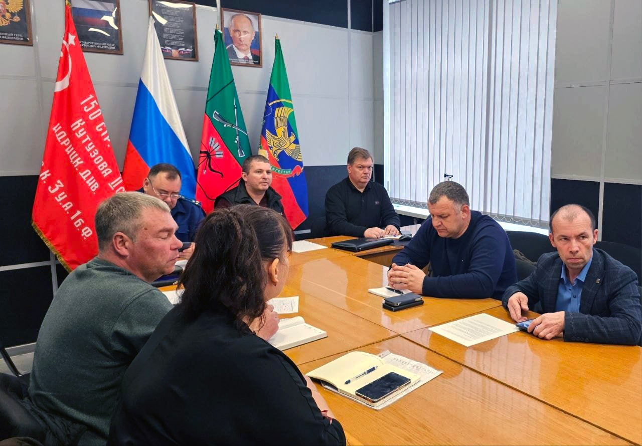 Администрация Михайловского округа и прокуратура провели встречу с хозяйствующими субъектами