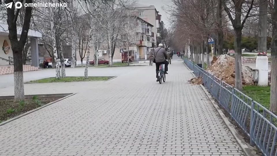 Во время рабочей поездки губернатора Пензенской области Олега Владимировича Мельниченко в Пологовский и Токмакский муниципальный округ доложил о реализации плана по восстановлению территорий в 2026 году