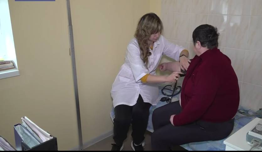 Специалисты Приморской районной поликлиники продолжают осуществлять по средам ставшие уже традиционными выезды на сельские территории с целью оказания медицинской помощи и проведения профосмотров населения