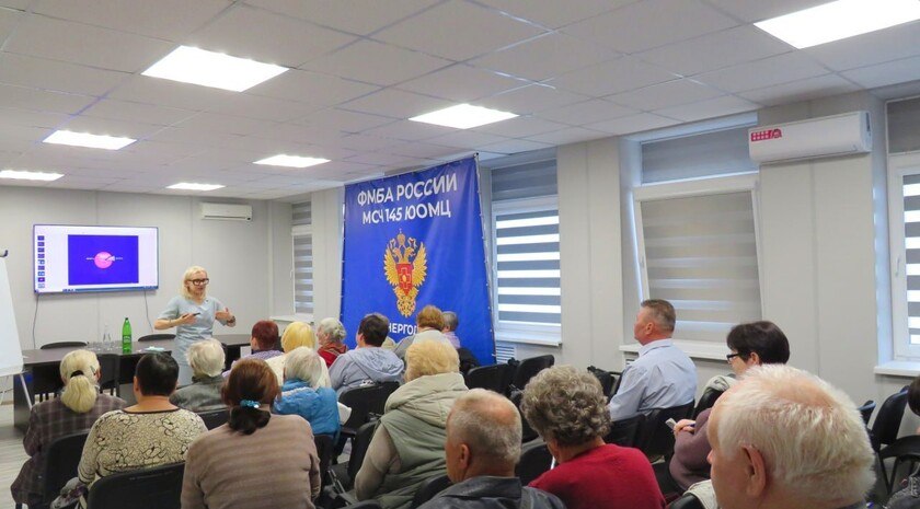 Врач-эндокринолог провел в медсанчасти Энергодара урок Школы здоровья