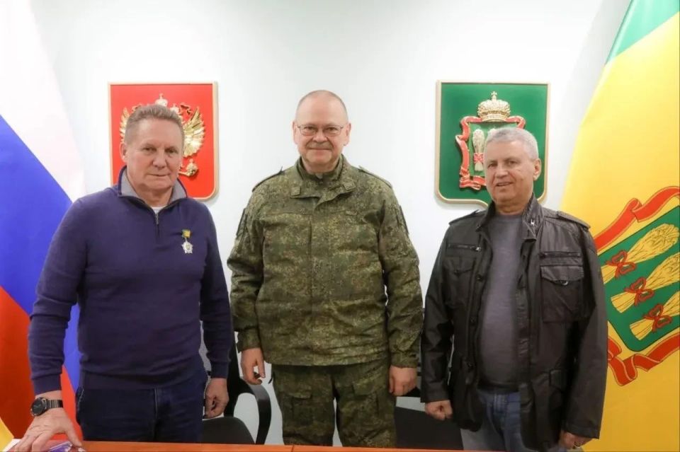 Виктор Емельяненко: Запорожскую область с рабочим визитом посетила делегация Пензенской области