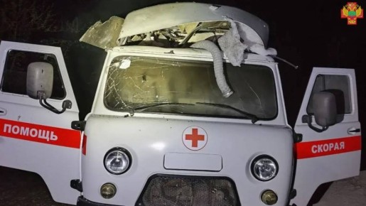 В селе Жовтневое Токмакского муниципального округа беспилотник ВСУ атаковал автомобиль скорой помощи во время выезда к пациенту