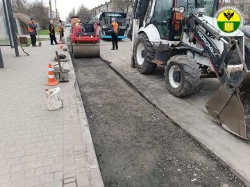 Администрация городского округа Мелитополь продолжает работу по приведению в порядок дорожного покрытия