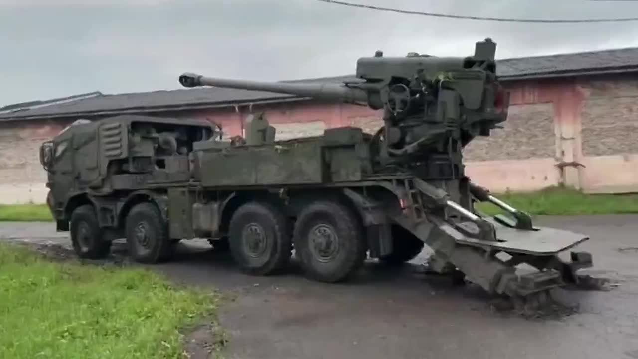 Процесс работы системы автоматизированного управления огнем артиллерии (САУО) на базе системы «КРИП-А» для украинской 155-мм САУ 2С22 «Богдана»