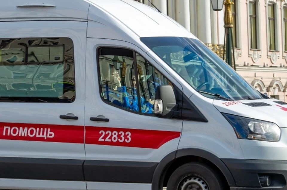 Учитель запорожской школы, попавшей под удар ВСУ, находится в тяжелом состоянии