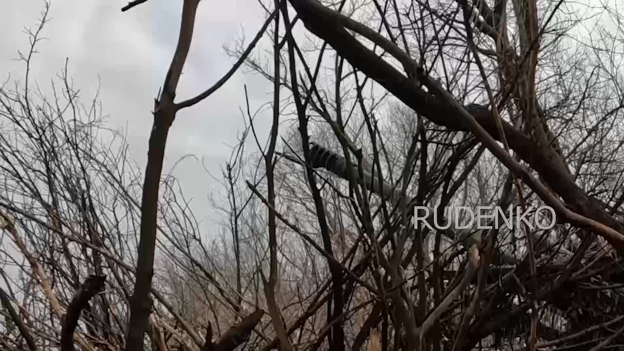 Артиллерийский расчет гаубицы Д-30 группировки войск «Центр» уничтожил опорный пункт ВСУ на Днепропетровском направлении