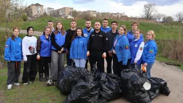 На Кизиярском ручье, который впадает в реку Молочную, прошёл крупный субботник