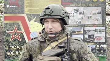 Осколками побило машину, но раненых вывезли: Боец СВО получил медаль за спасение товарищей