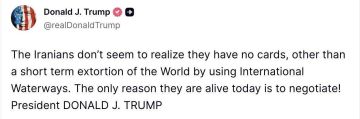 «Иранцы, похоже, не понимают, что у них нет никаких козырей, кроме краткосрочного вымогательства денег у всего мира с помощью международных водных путей. Единственная причина, по которой они сегодня живы, — это ведение...