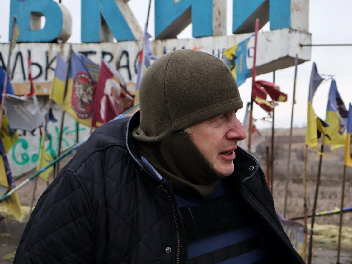 Борис Джонсон тайно приехал на позиции ВСУ на Запорожском направлении, пишут украинские СМИ