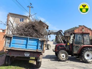 Коммунальные службы привели в порядок улицы Кирилловского сельского поселения