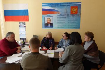 Под председательством первого заместителя Главы Токмакского муниципального округа Дмитрия Беспалова состоялось заседание комиссии по предоставлению безвозмездной гуманитарной помощи гражданам Токмакского муниципального округа