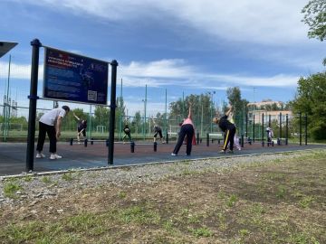 Спорт без возраста: В МКУ ДО «СШ» г. Токмак регулярно проходят тренировки по проекту «Активное долголетие»