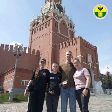 Губернатор Архангельской области Александр Цыбульский исполнил желания Максима и Ани Журавлёвых из Мелитополя