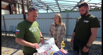 В пункт временного размещения «Жемчужина Таврии» доставили продукты и гигиенические наборы