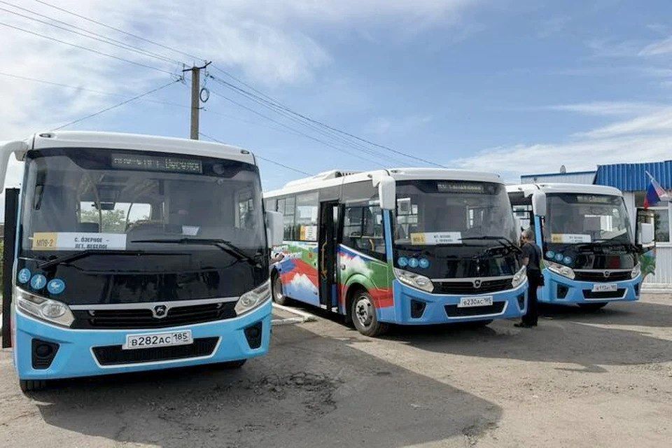Балицкий: На линию в Веселовском округе вышли 14 новых автобусов