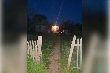 Житель Акимовки напился и напал на полицейского