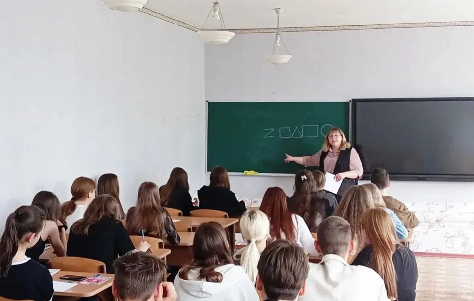 Школьникам помогли разобраться с выбором профессий и трудовыми правами