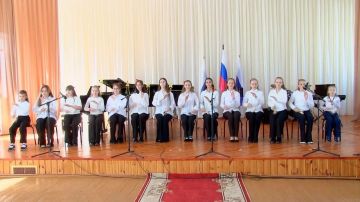 В Бердянской музыкальной школе прошел концерт «Симфония весны»