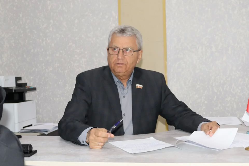 Провел личный прием граждан в региональной общественной приемной партии «Единая Россия»
