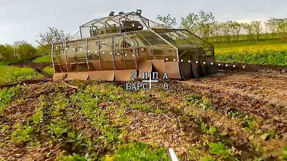 Дроноводы уничтожили Spartan, «Казак» и М113 в Запорожской области
