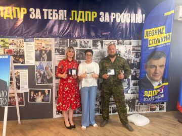 В Запорожской области продолжают чествовать тех, кто помогает фронту не словами, а делом
