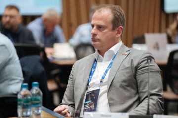 Михаил Попов: Всю прошлую неделю провел на обучении в Москве, состоялся первый модуль «Школы публичного управления» —образовательной программы для депутатов законодательных собраний