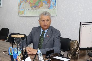 Провел рабочую встречу с Дмитрием Емельяновым, начальником Управления Министерства юстиции РФ по Запорожской области