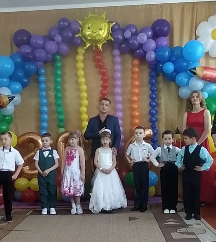 Сегодня в Акимовском детском саду №20 «Малыш» царила особая атмосфера – атмосфера праздника и предвкушения нового этапа