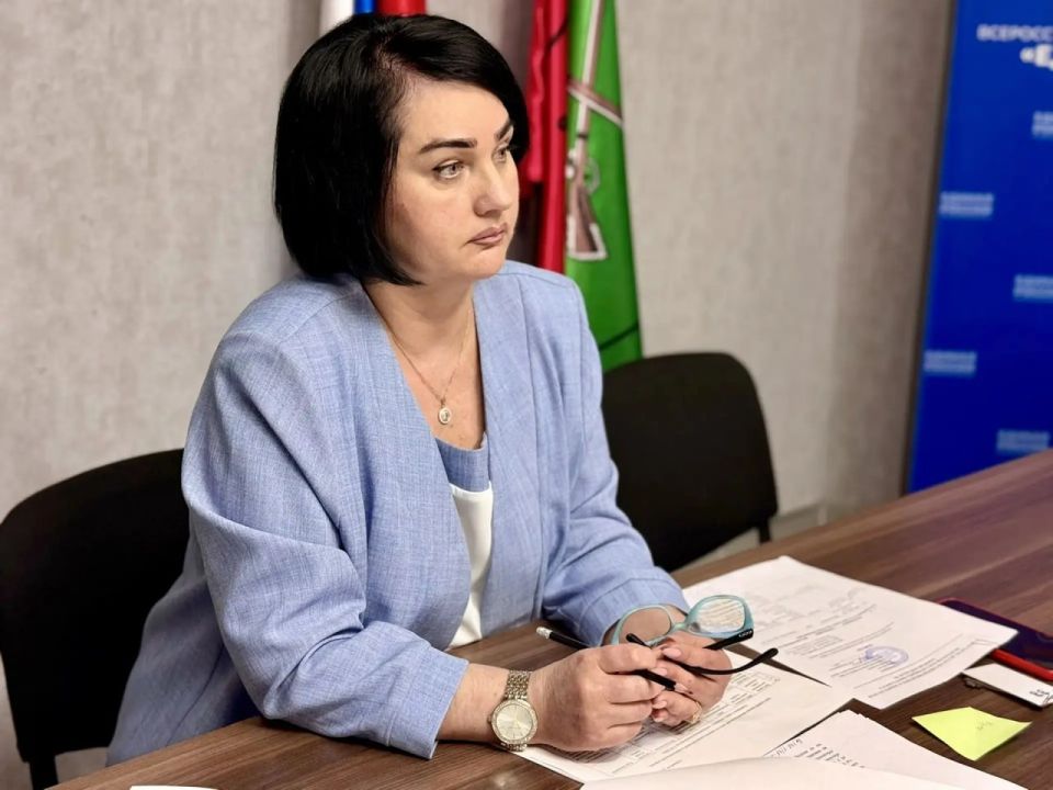 В администрации Мелитопольского муниципального округа состоялось заседание комиссии по делам несовершеннолетних и защите их прав