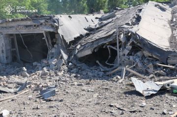 В Запорожской области за период с 07:30 01.06.2026 по 07:30 02.06.2026 нанесено 6 ударов Искандер-М/Калибр, не менее 14ти ударов УМПК, 7 ударов РСЗО/ОТРК и как минимум 20 ударов БПЛА Герань/Ланцет/Молния