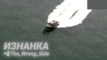 Уничтожение дронами двух украинских катеров в Черном море