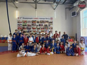 Спортсмены сборной команды Запорожской области по дзюдо из г.Днепрорудное на учебно-тренировочном мероприятии в г. Ялта!