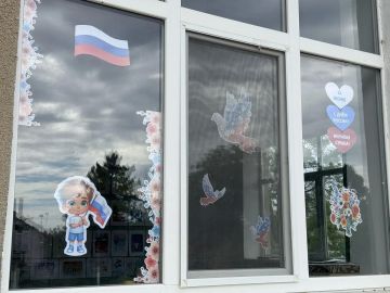 Окна России в Дмитровке!. В Доме культуры с. Дмитровка царила по-настоящему творческая и патриотическая атмосфера
