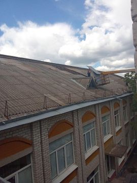 Ингушские специалисты отремонтировали кровлю школы в селе Запорожье