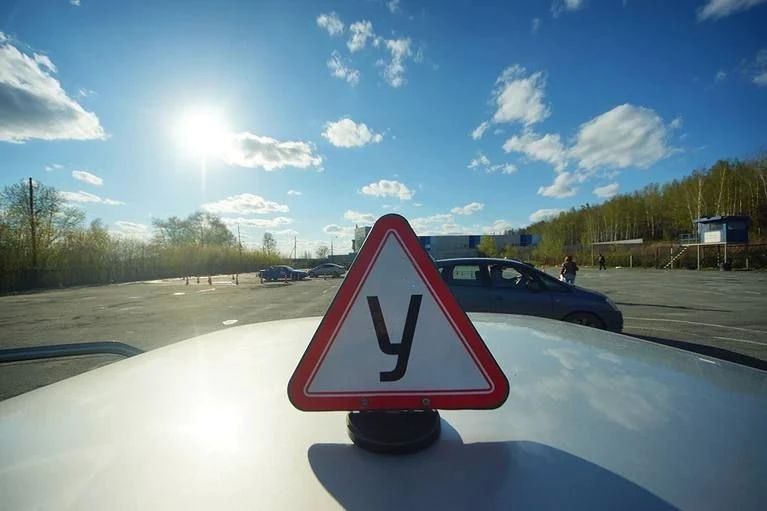 В автошколах планируют ввести обязательный экзамен по оказанию первой помощи при ДТП