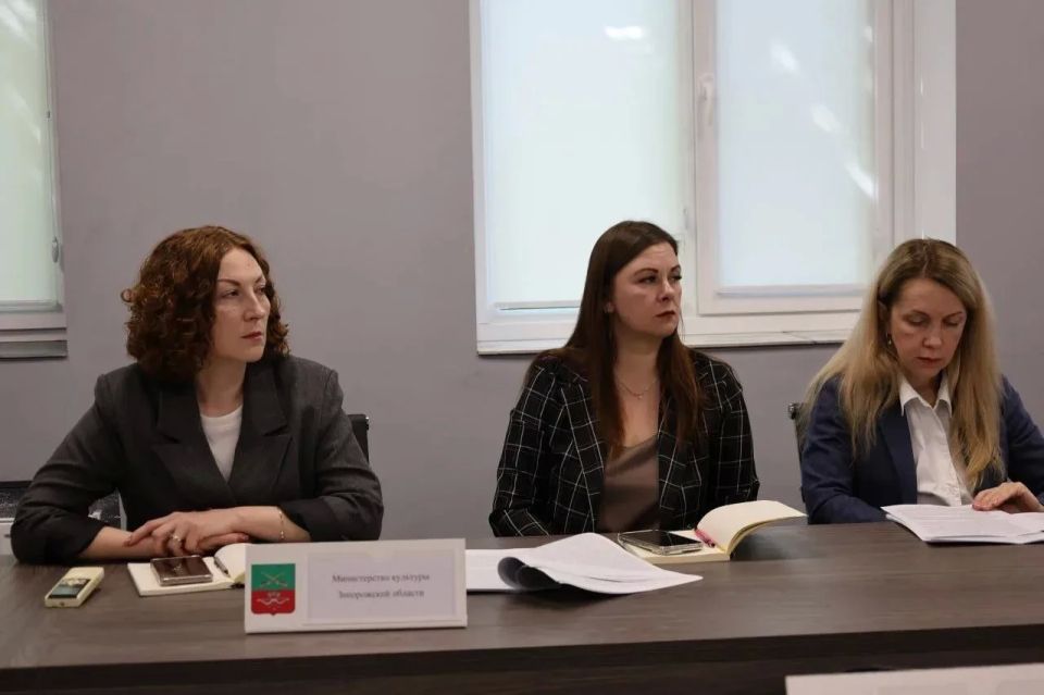 Юлия Сажаева: #Карта_действий. Продолжается работа по укреплению семейных ценностей и профилактике социально значимых проблем На очередном заседании фокус-группы собрались представители различных ведомств — от системы...