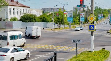 Глава Мелитополя показал последствия ночных ударов ВСУ по городу
