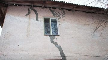 Свыше 2,2 тыс. жителей Донбасса и Новороссии расселят из аварийного жилья