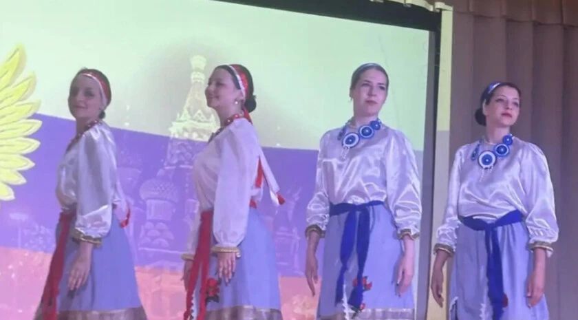 В Бердянске ко Дню России прошел праздничный концерт