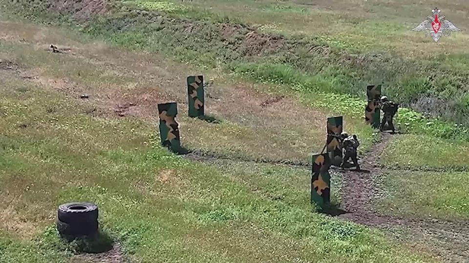 Штурмовые подразделения 58-й гвардейской общевойсковой армии группировки «Днепр» совершенствуют навыки перед выполнением боевых задач