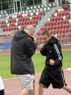 Сборная команда Запорожской области по боксу проводит УТМ в Ялте